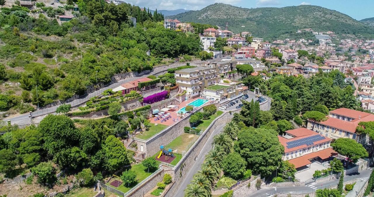 Residence Sant'Anna Pietra Ligure Εξωτερικό φωτογραφία